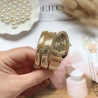 Serpentine Quartz Watch for Women | Elegant Snake Chain Timepiece