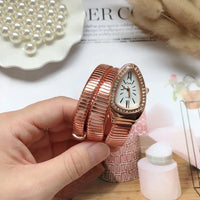 Serpentine Quartz Watch for Women | Elegant Snake Chain Timepiece